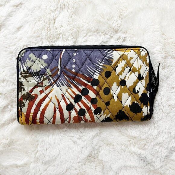 Vera Bradley Painted Feathers Retired Pattern Zip Around Wallet NWOT - Picture 7 of 13